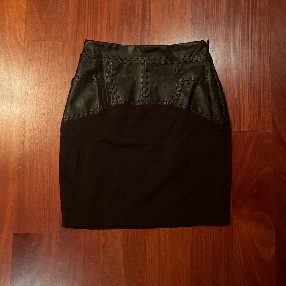 Bebe vegan leather skirt - like new